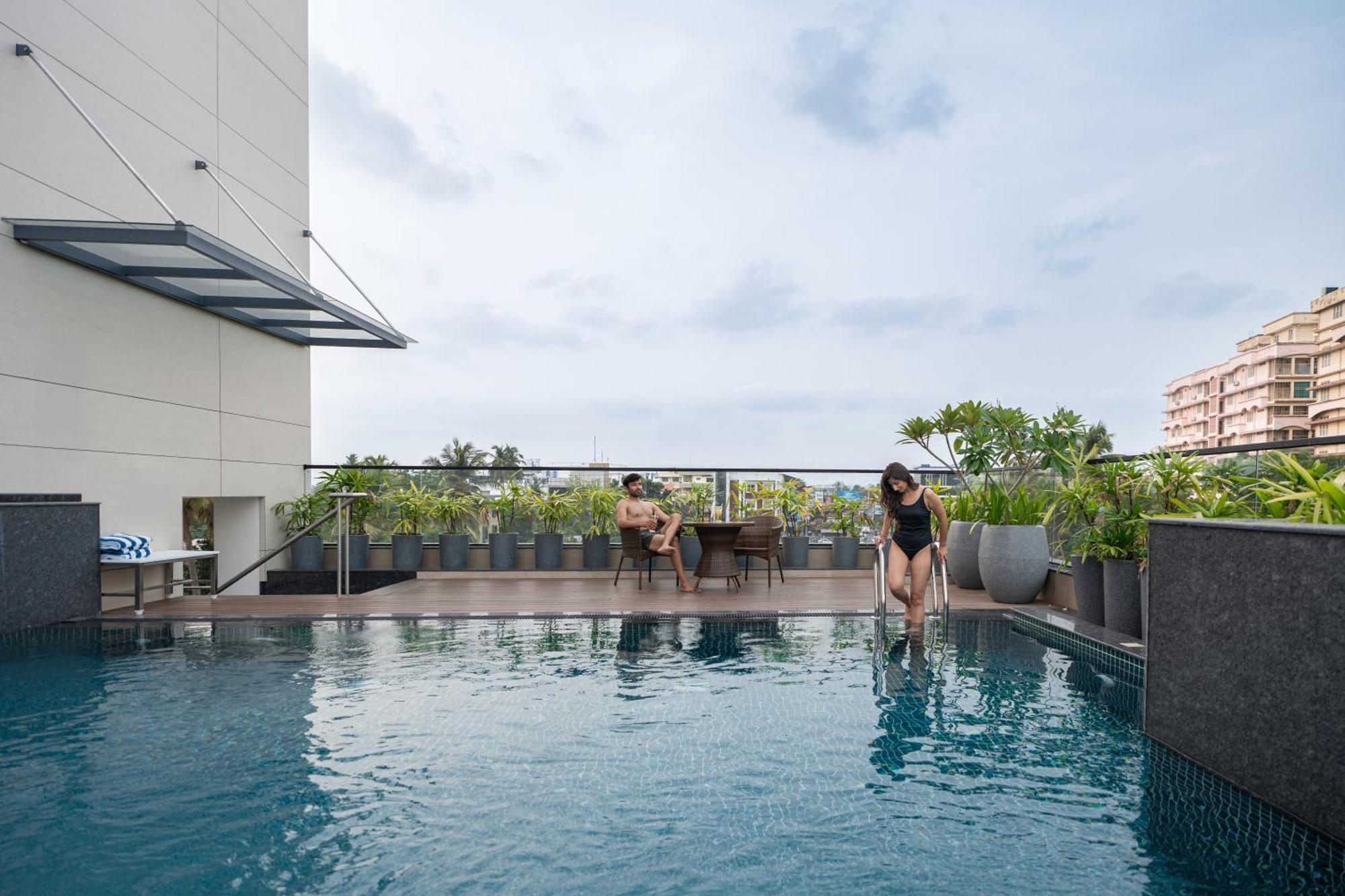 Park Inn & Suites By Radisson Thrissur East Fort 外观 照片